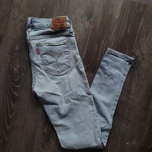 Light Wash Skinny Levis